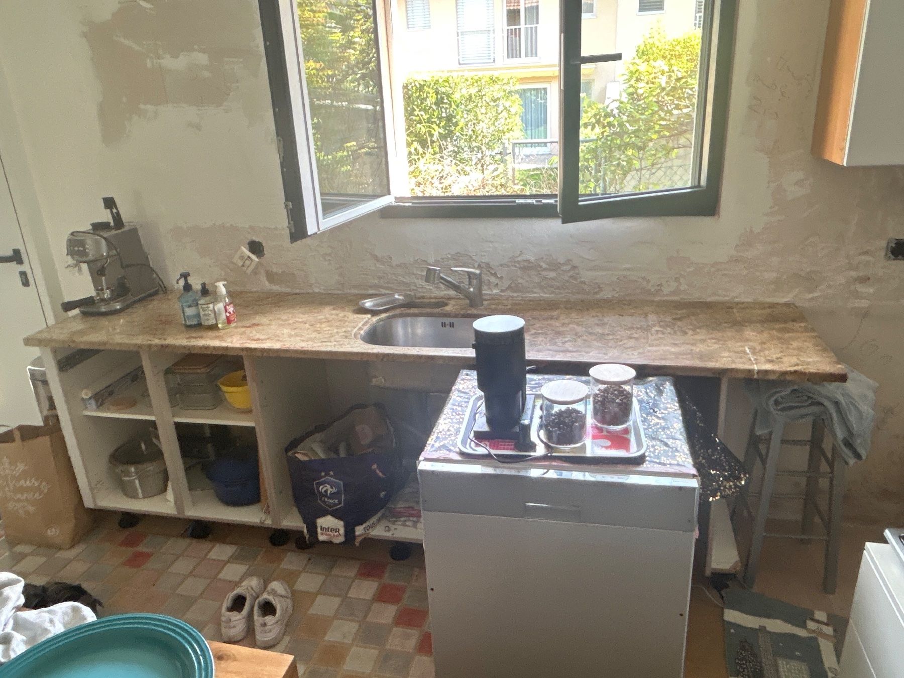 Cucine complete: Cuisine partielle à venir démonter – Difettoso da Vésenaz venduto da edu_m7wb