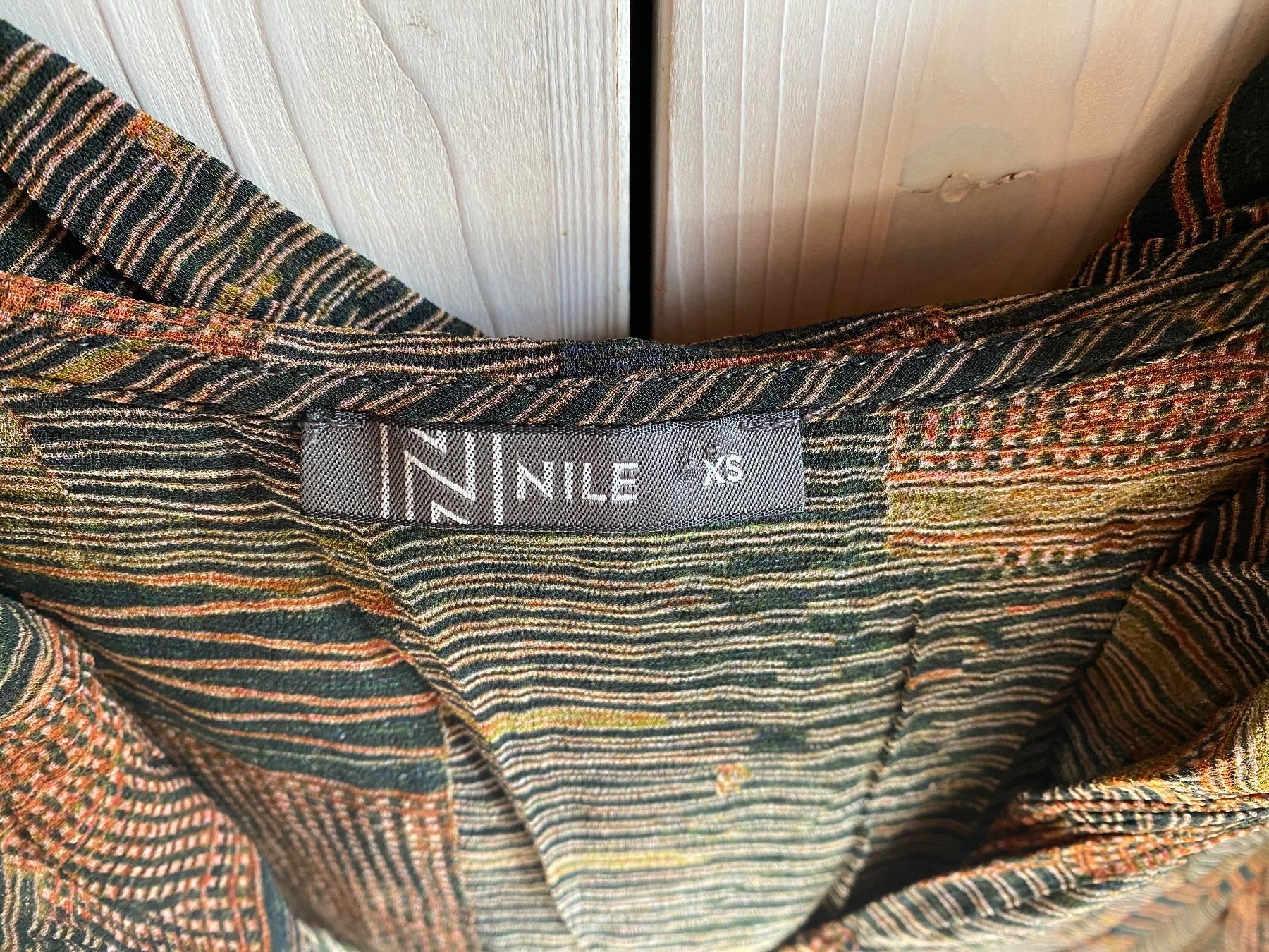 Nile Camicette: Nile Bluse mit Kapuze Gr. XS – Usato da Würenlingen venduto da lori59 1