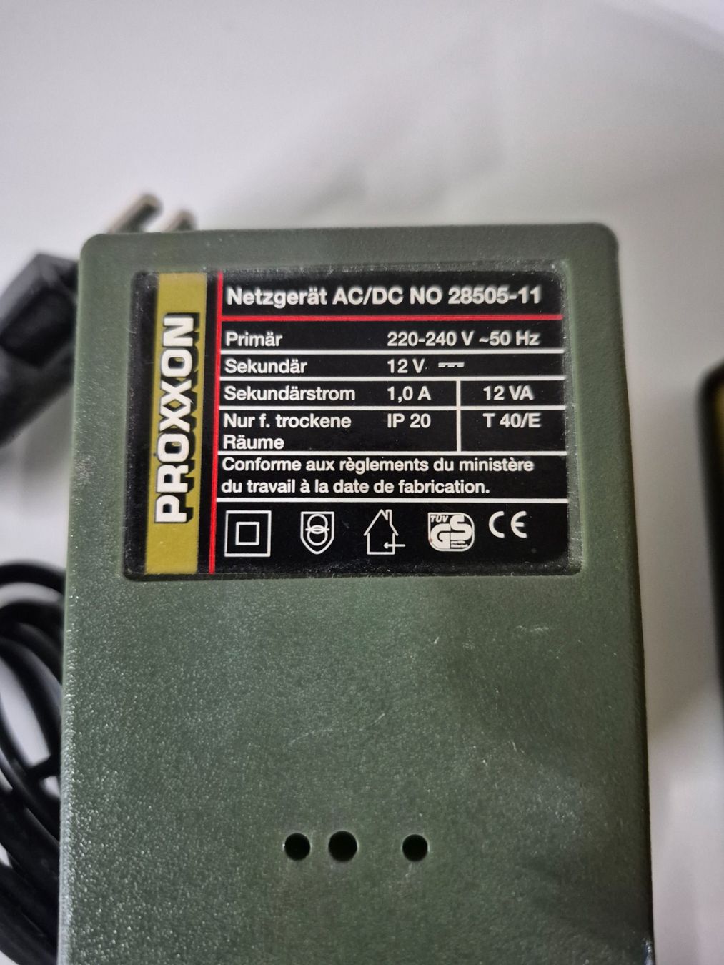 Proxxon Tutti gli attrezzi: Proxxon Kleinkompressor MK230, Airbrush – Usato da Hornussen venduto da Ibex1 3