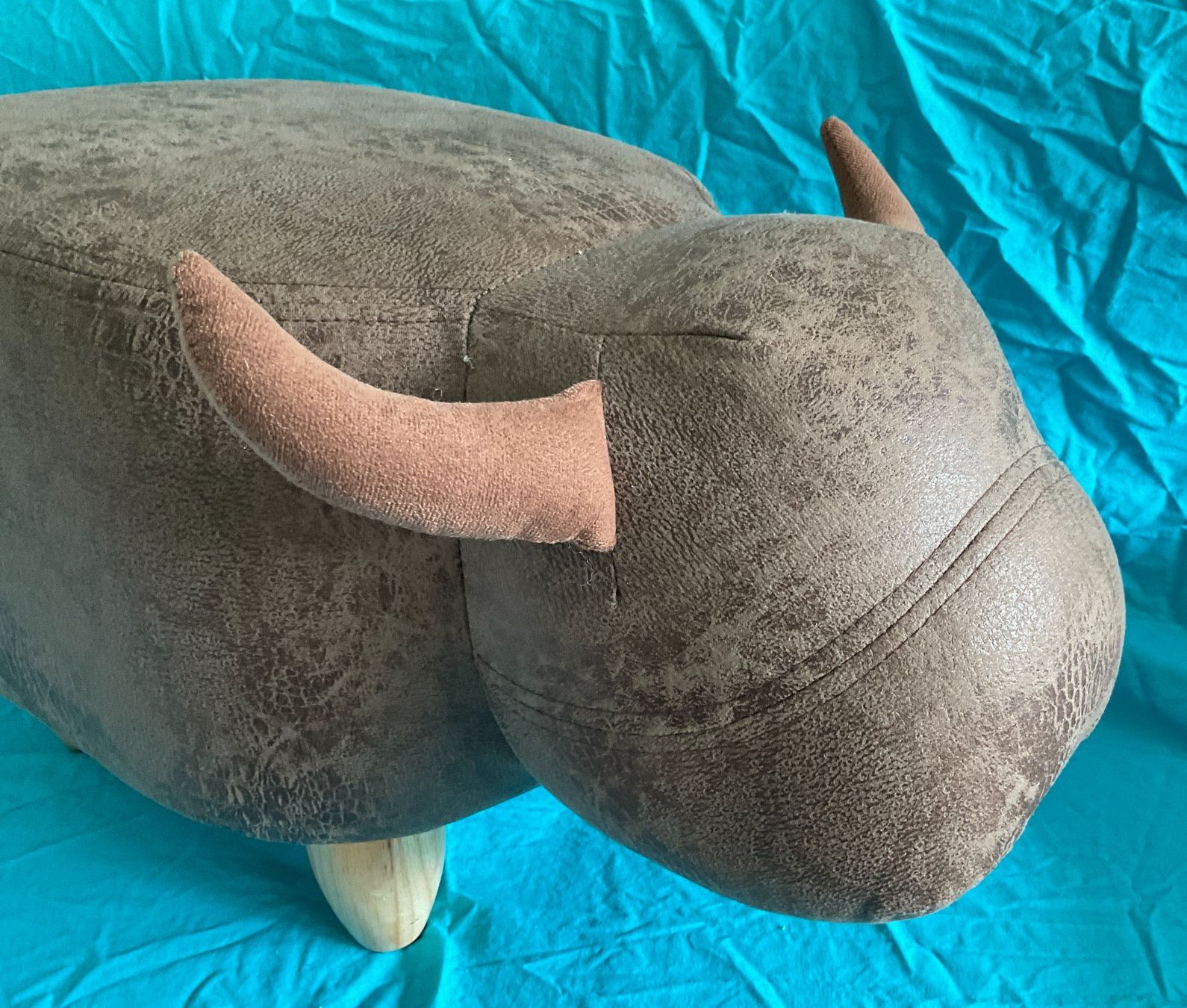 Hocker: Tierhocker Stier – Gebraucht aus Zürich von dela13 1