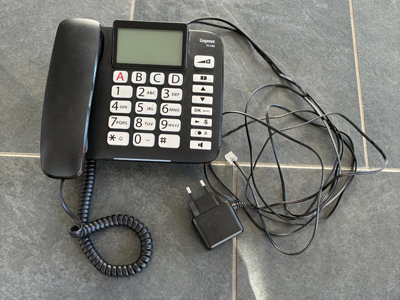 Gigaset Telefoni: Seniorengerechtes Festnetztelefon – Usato da Wangen ZH venduto da Beenee71 1