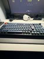 Keychron v5 max