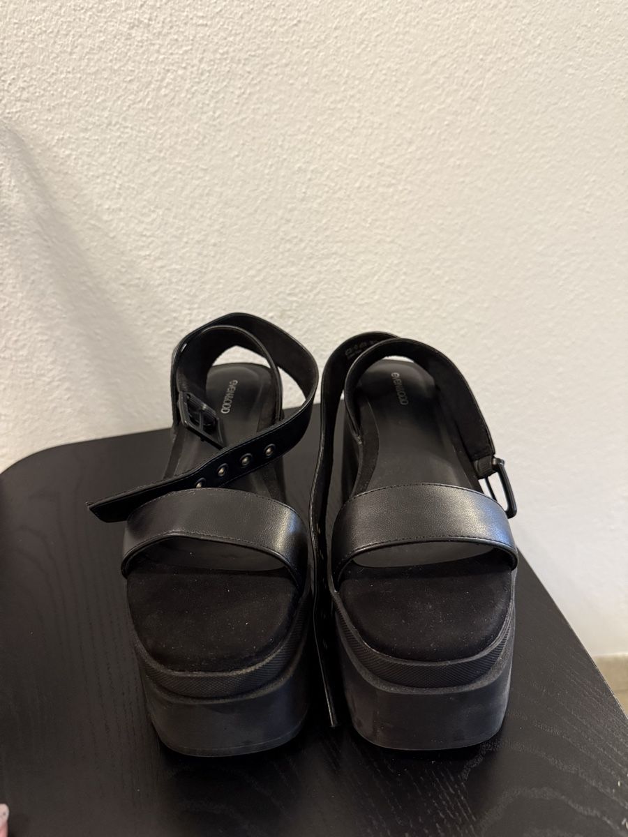 Damenschuhe: Sandali Platform Even&Odd gr. 38 – Gebraucht aus Bioggio von M.M.O