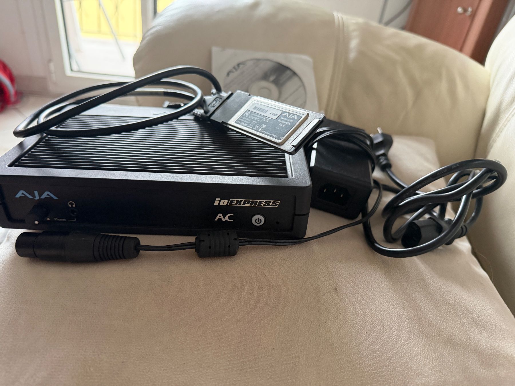 Convertitori: AJA VIDEO SYSTEMS IO EXPRESS – Usato da Minusio venduto da Vertigopop