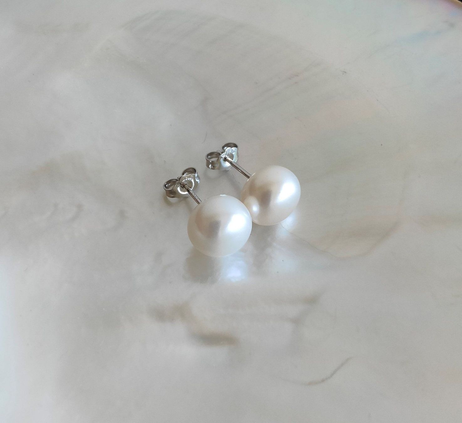 Ohrringe & -stecker: Süsswasserperle Ohrstecker ca. 7mm, weiss – Neu und originalverpackt aus Rümlang von 21f 3