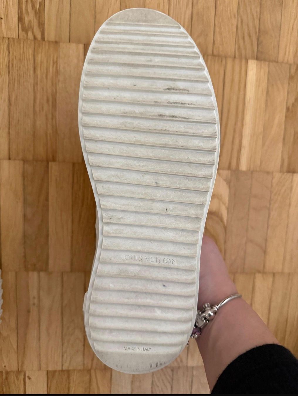 Louis Vuitton Scarpe da donna: Sneaker Time Out – Usato da Les Avanchets venduto da bea_m9bj 5