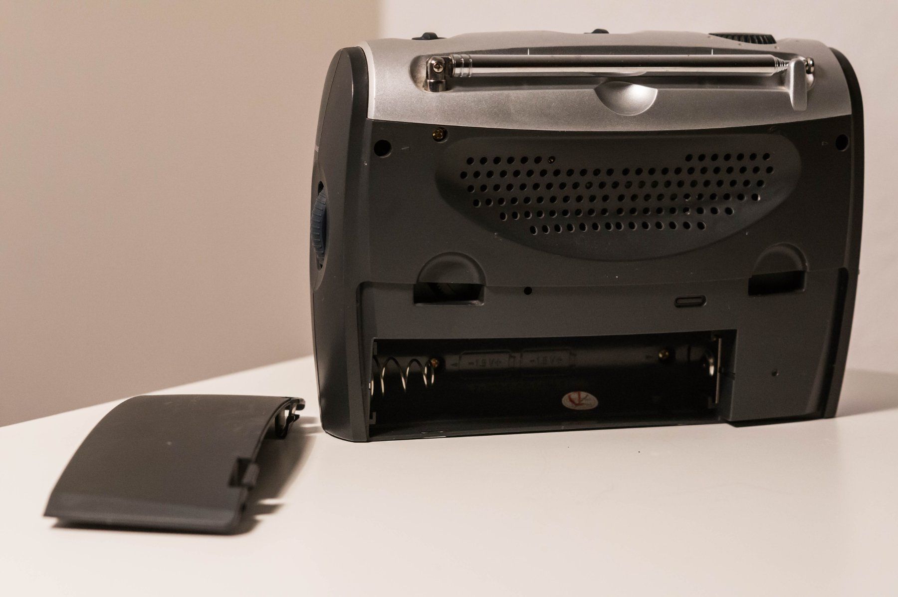 Philips Radio: Philips Radio Model: AE2160 – Usato da Thörishaus venduto da vintagger 5