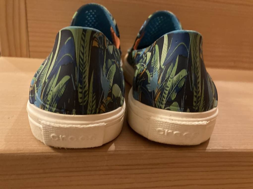 Schuhe für Jungen: Crocs Gr.34 – Gebraucht aus Brunnadern von Bumlebee 1