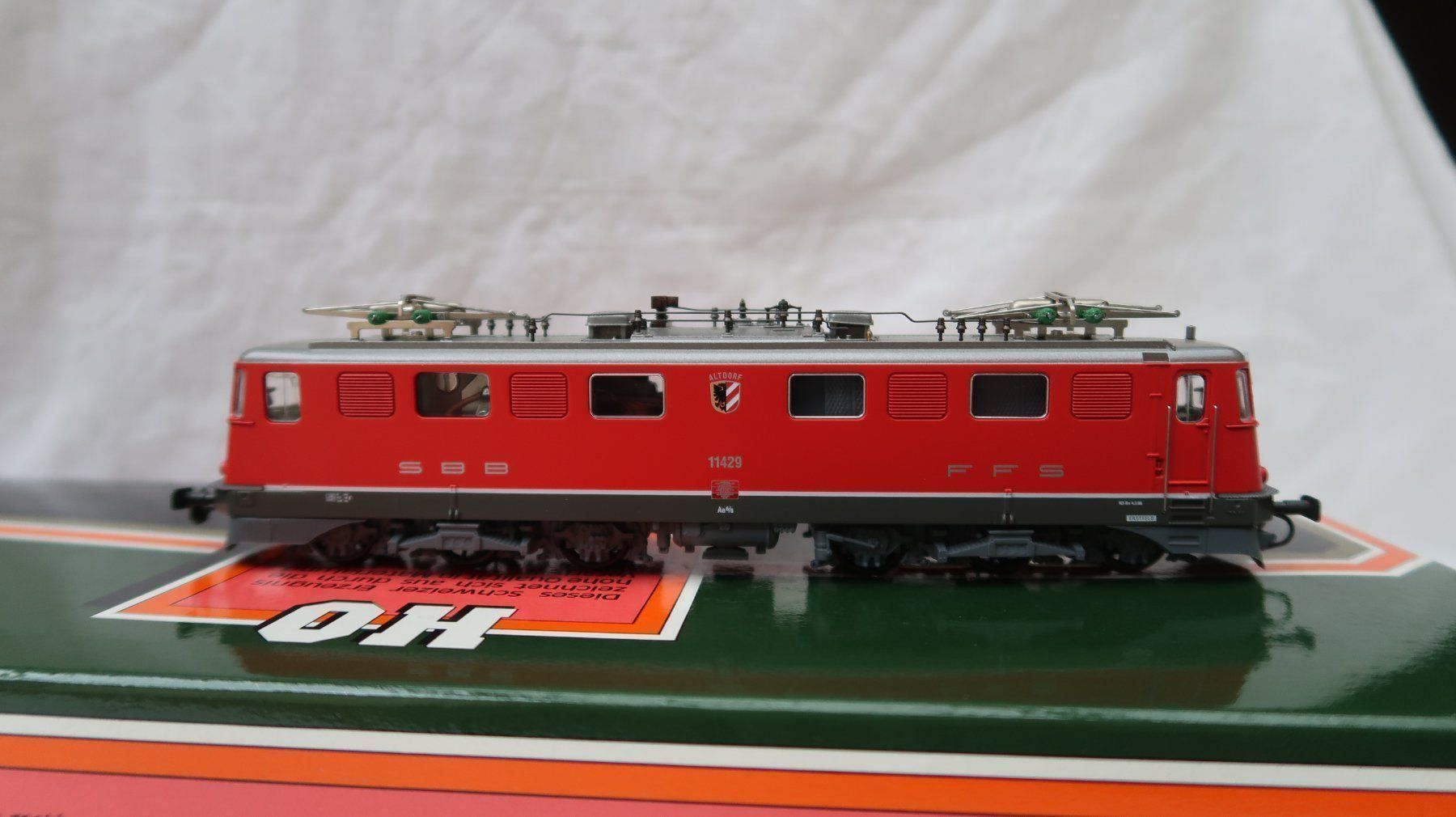 Hag Modellini di ferrovie: HAG Nr.124 Ae 6/6 Städtelok "Altdorf" – Nuovo (secondo la descrizione) da Muttenz venduto da Laeckerlihamschter 4
