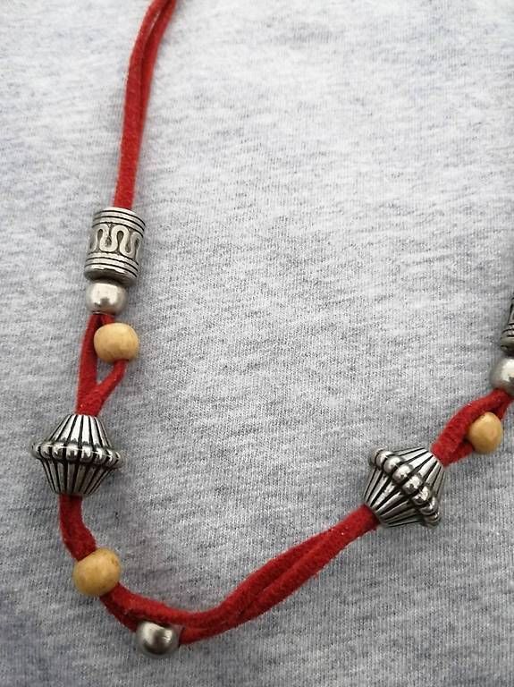 Catenine: Collier rouge / Kette rot – Usato da Lohn-Ammannsegg venduto da bar_p9my 1