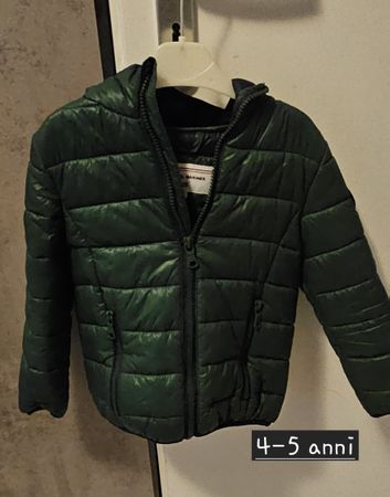 Giacca imbottita verde, taglia 4-5 anni, ottimo!