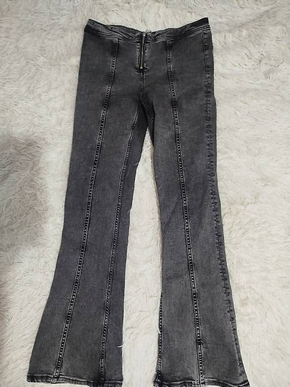 Jeans: Jeans a zampa – Usato da Chiasso venduto da CarmeloNicotra
