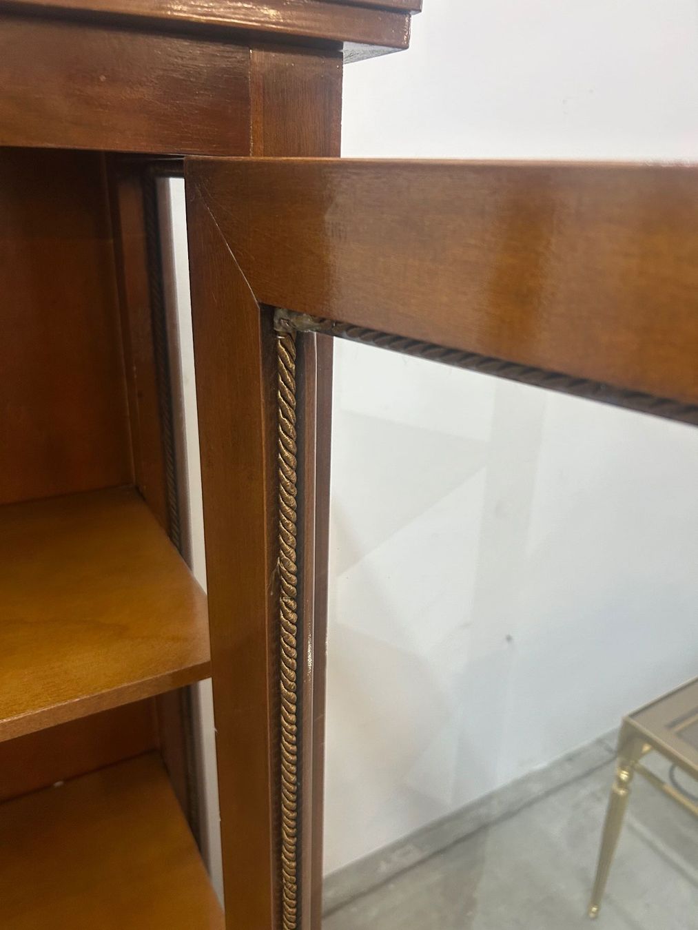 Vetrine: Vitrine Biedermeier Stil Kirschbaum 3-seitig verglast – Usato da Zürich venduto da Levelart 6