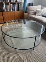 Couchtisch mit Glasplatten