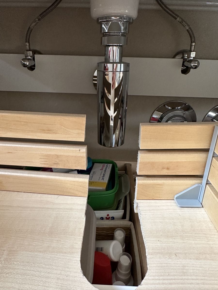 Ikea Mobili per bagno: Waschbeckenschrank – Usato da Grub AR venduto da ben_wr2v 1