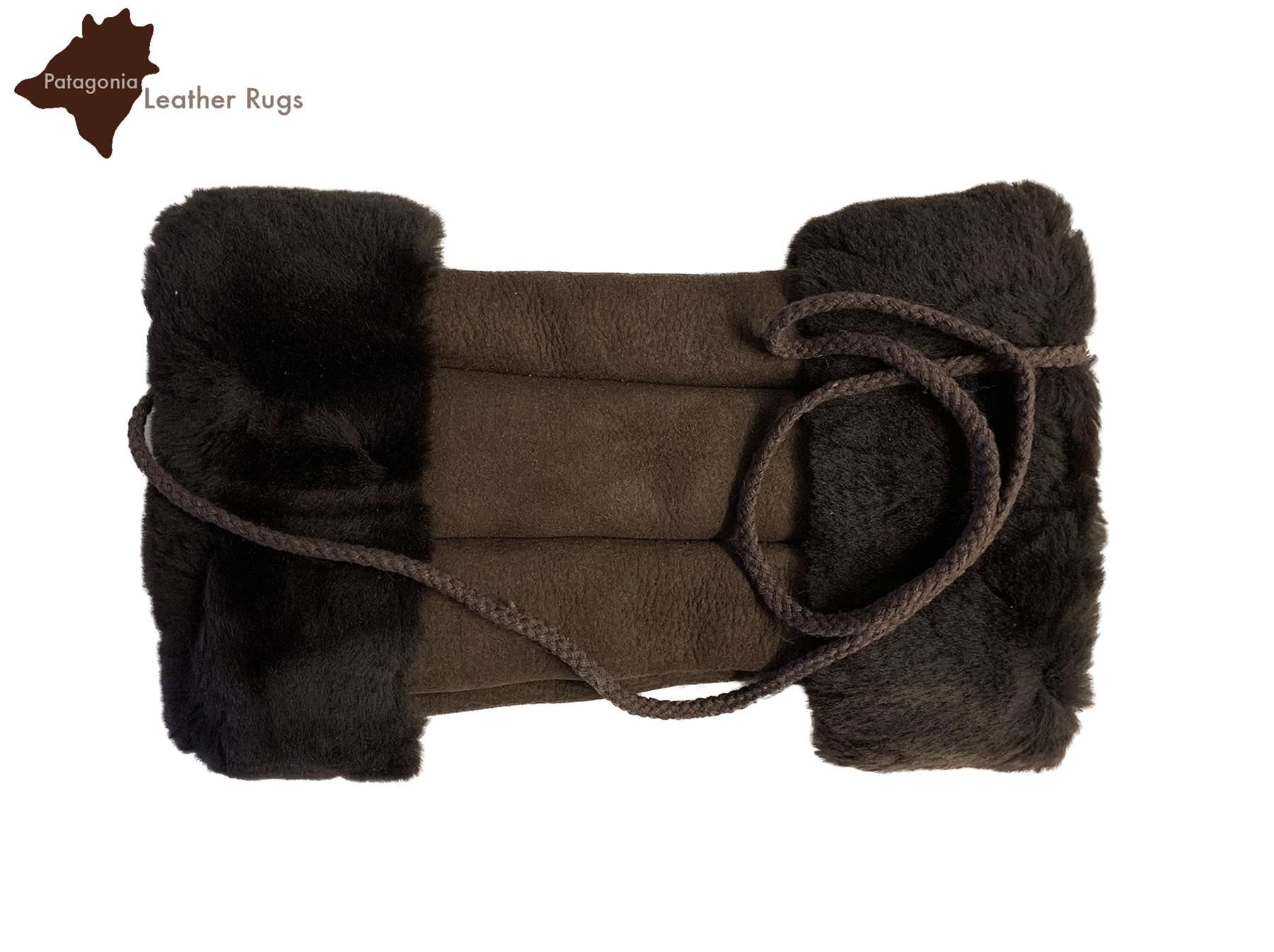 Altro in  Abbigliamento & Accessori: Handwärmer Handmuff  Lammfell 7 Farben – Nuovo e nell'imballaggio originale da Arbedo venduto da patagonialeatherrugs 2