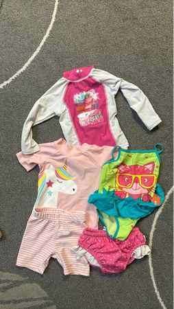 4x Bade Hose Kleid Anzug   für Mädchen, Gr 74-86 Top Zustand