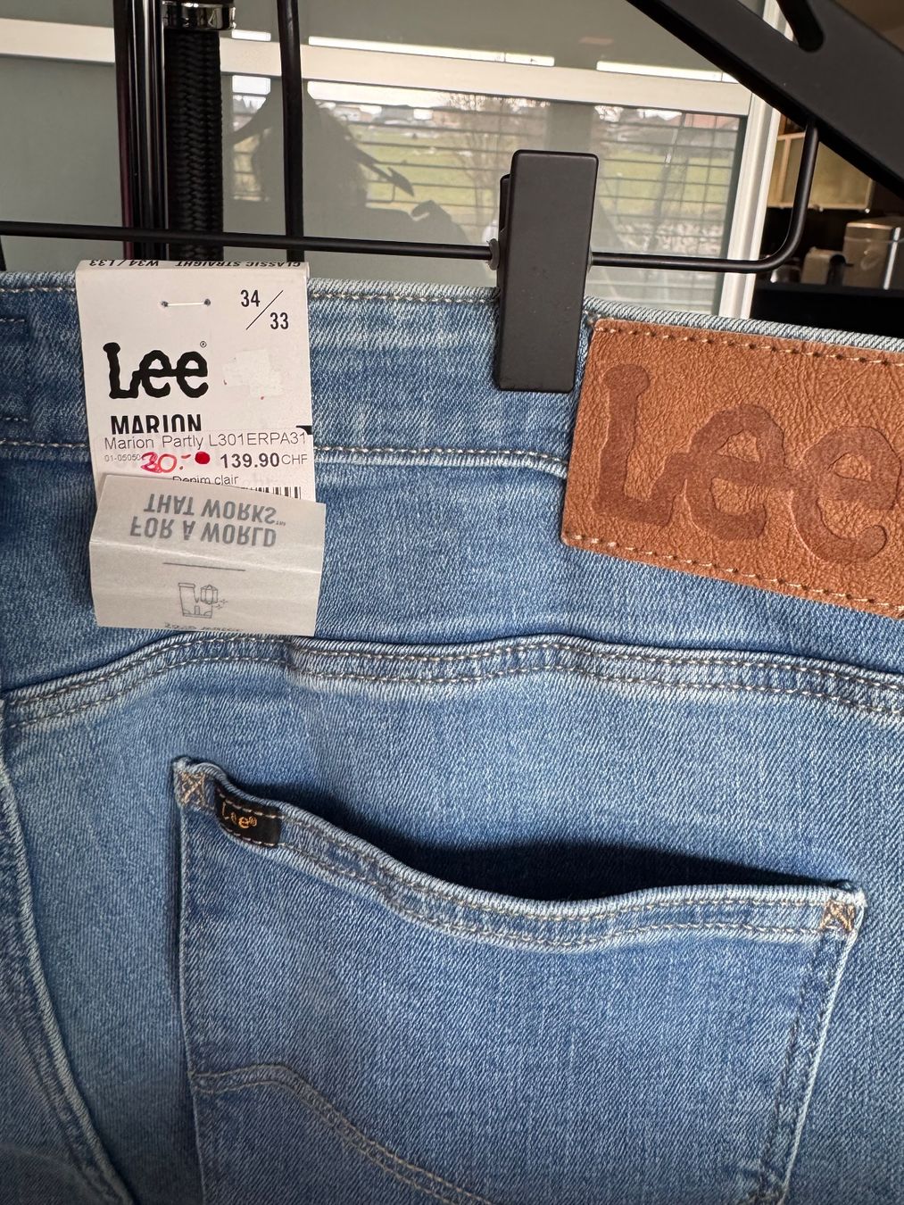 Lee Jeans: Lee Jeans – Nuovo e nell'imballaggio originale da Vuisternens-Romont venduto da gol_xp6p 2