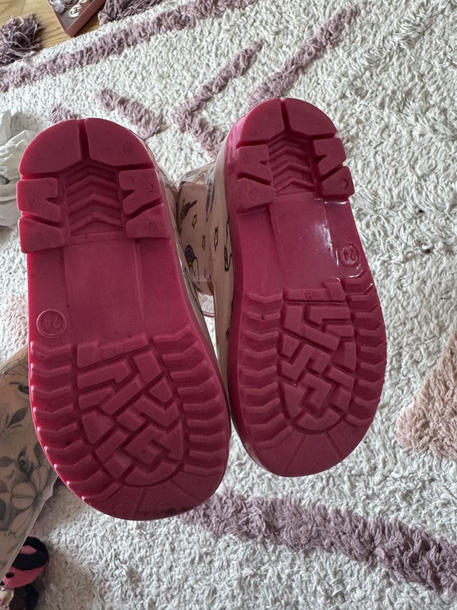 Scarpe per ragazze: Gummistiefel 24 – Usato da niederhasli venduto da gwe_8l5q 1