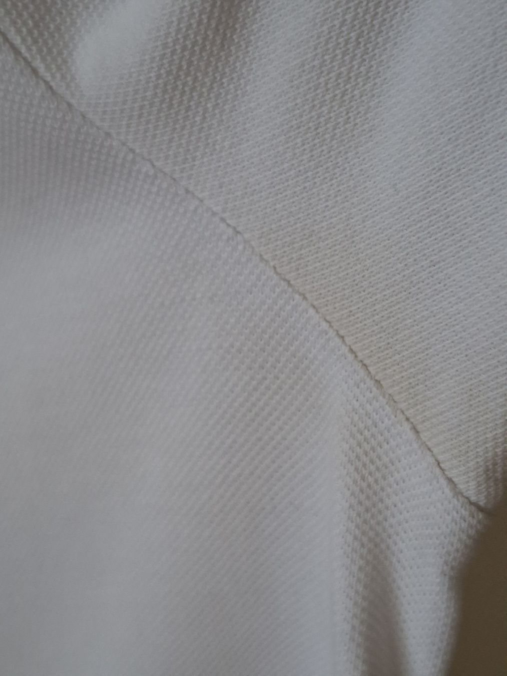 Burberry Polos: Polo Burberry blanc taille M – D'occasion à Renens VD par ser_j2fn 6