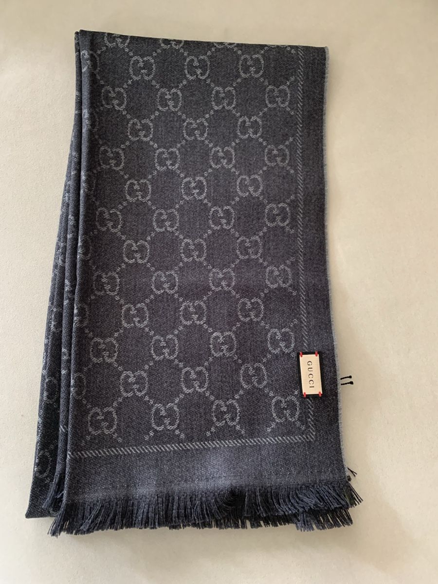 Gucci Schals: Gucci Schal  – Neu (gemäss Beschreibung) aus Bergdietikon von zor_856j 7