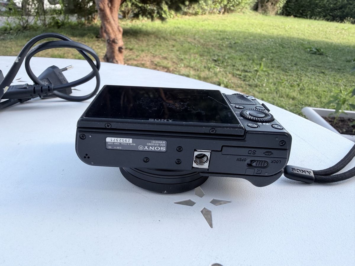 Sony Kamera: Sony RX100 M3 Digitalkamera – Gebraucht aus Zürich von semi16 5