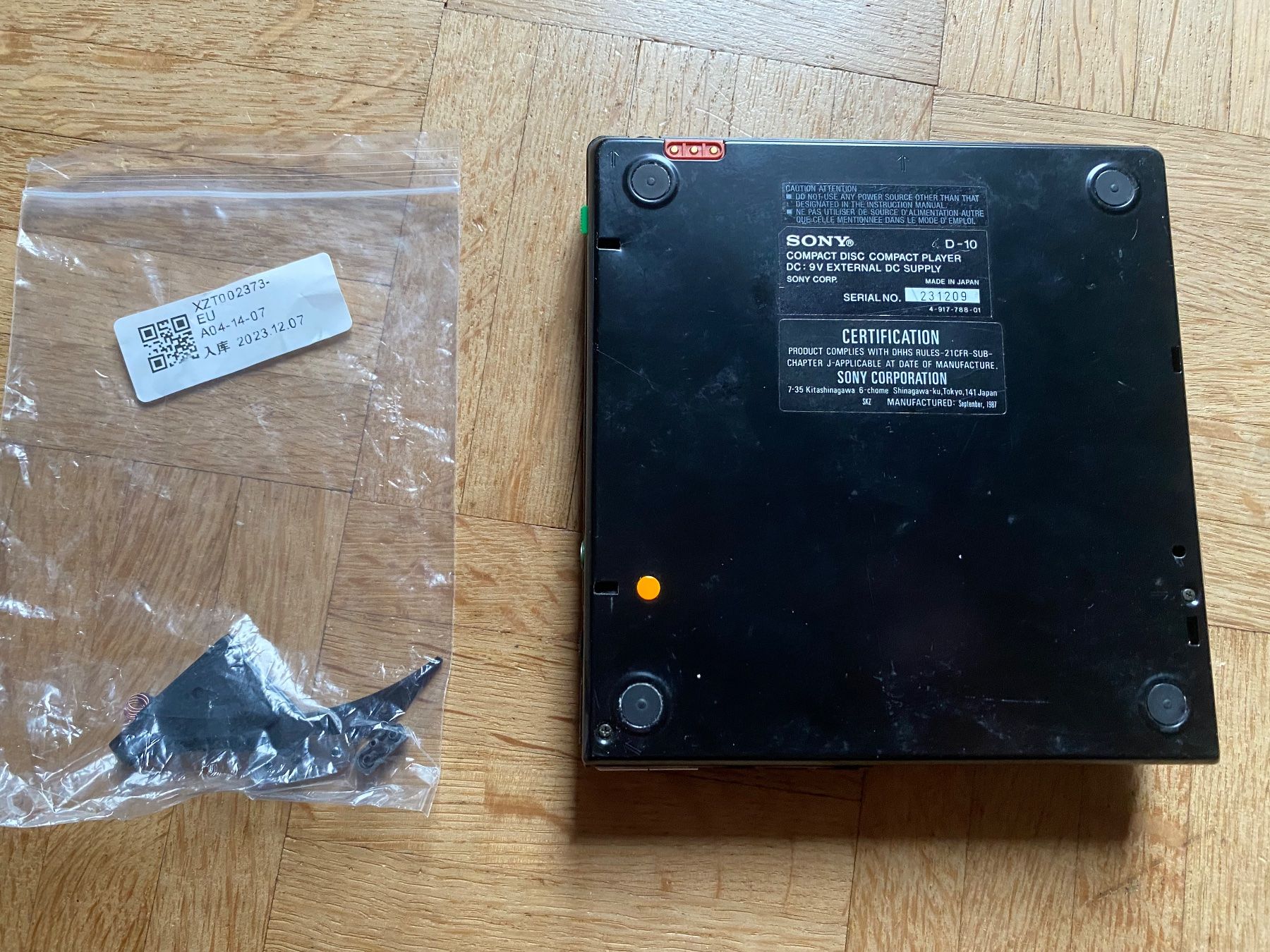 Lettore multimediale portatile: Legäderer Sony Discman D-10 (defekt) – Difettoso da Adliswil venduto da synchrot 2