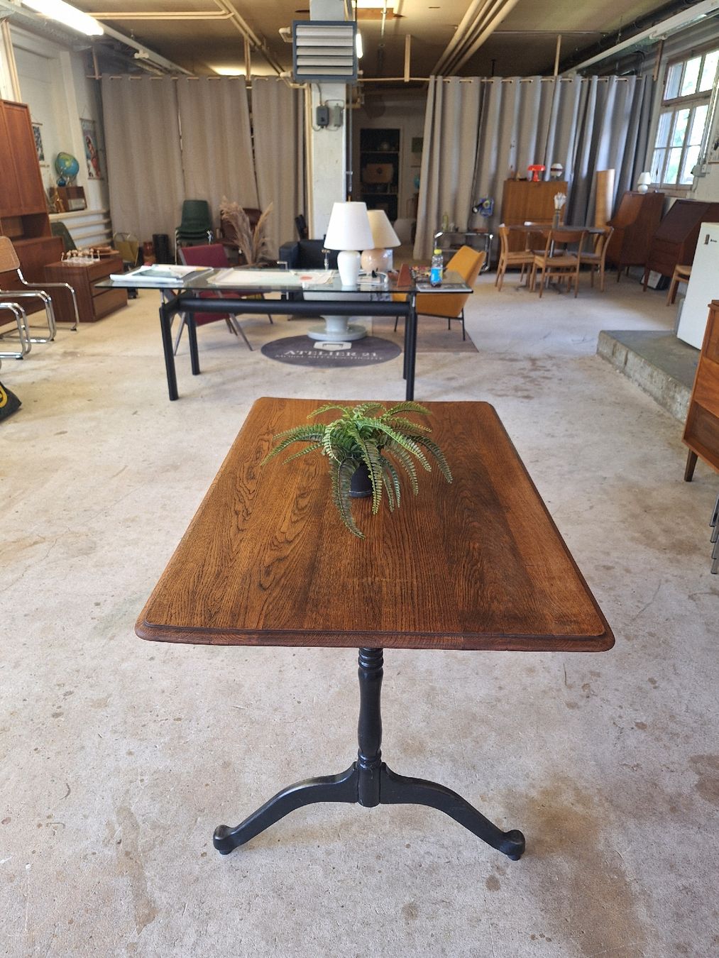 Tische: Bistrotisch aus Eiche, Vintage – Gebraucht aus Urtenen-Schönbühl von Atelier21_bern 5