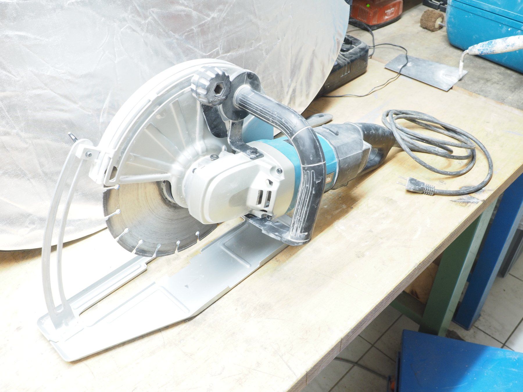Makita Alle Maschinen: Diamantschneider Makita – Gebraucht aus Arboldswil von Alexis46 1