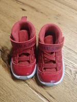 Jordan Babyschuhe rot Grösse 4C/19,5 guter Zustand