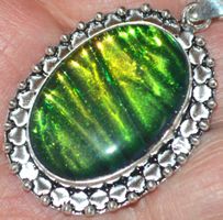 Anhänger L-5932 – Australischer grüner Triplet Opal