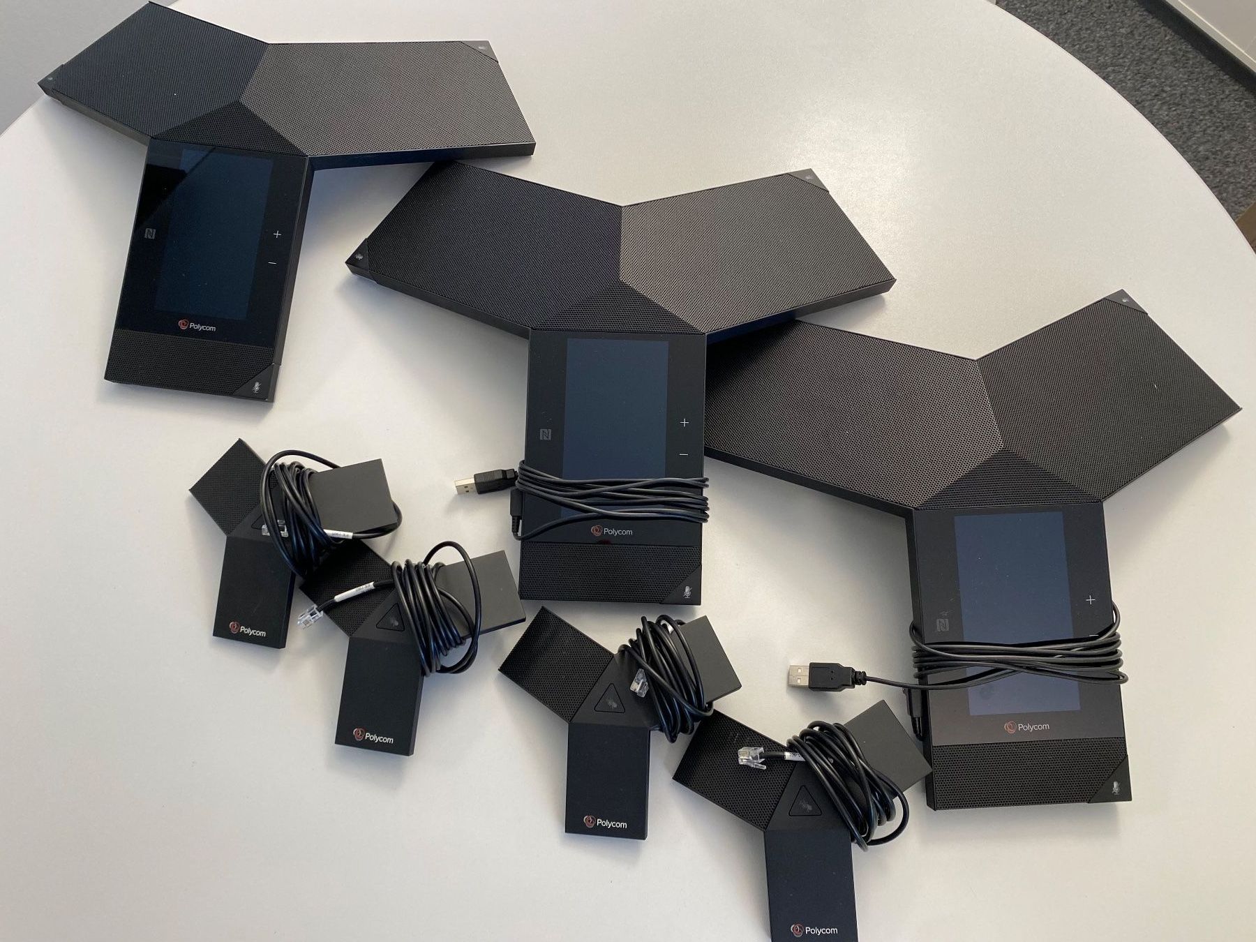 Polycom Telefoni: Polycom RealPresence Tri 8800 – Usato da Unterentfelden venduto da mar_kh6w