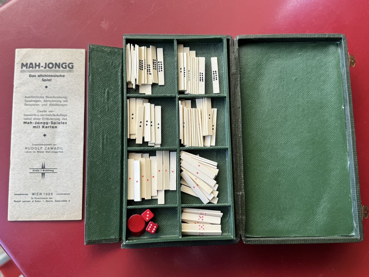 Giochi: Mah-Jongg Set, altchinesisches Spiel – Usato da Wohlenschwil venduto da susburg 2