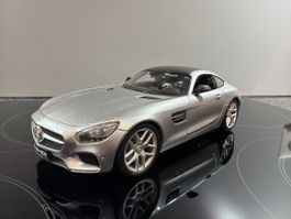 Mercedes AMG GT - 1/18 - Maisto