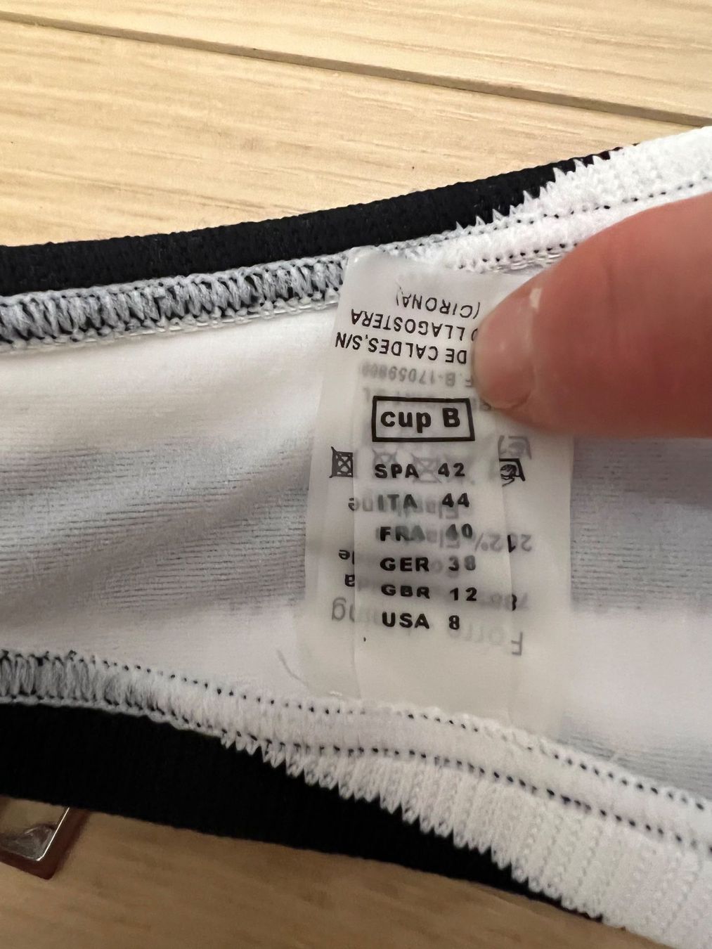 Costumi da bagno & Bikini: Bikini Red Point gr 38 – Usato da Bünzen venduto da Magdalena.K 3