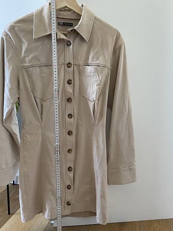 Vestiti: Robe Zara  – Usato da Denges venduto da chino37 4