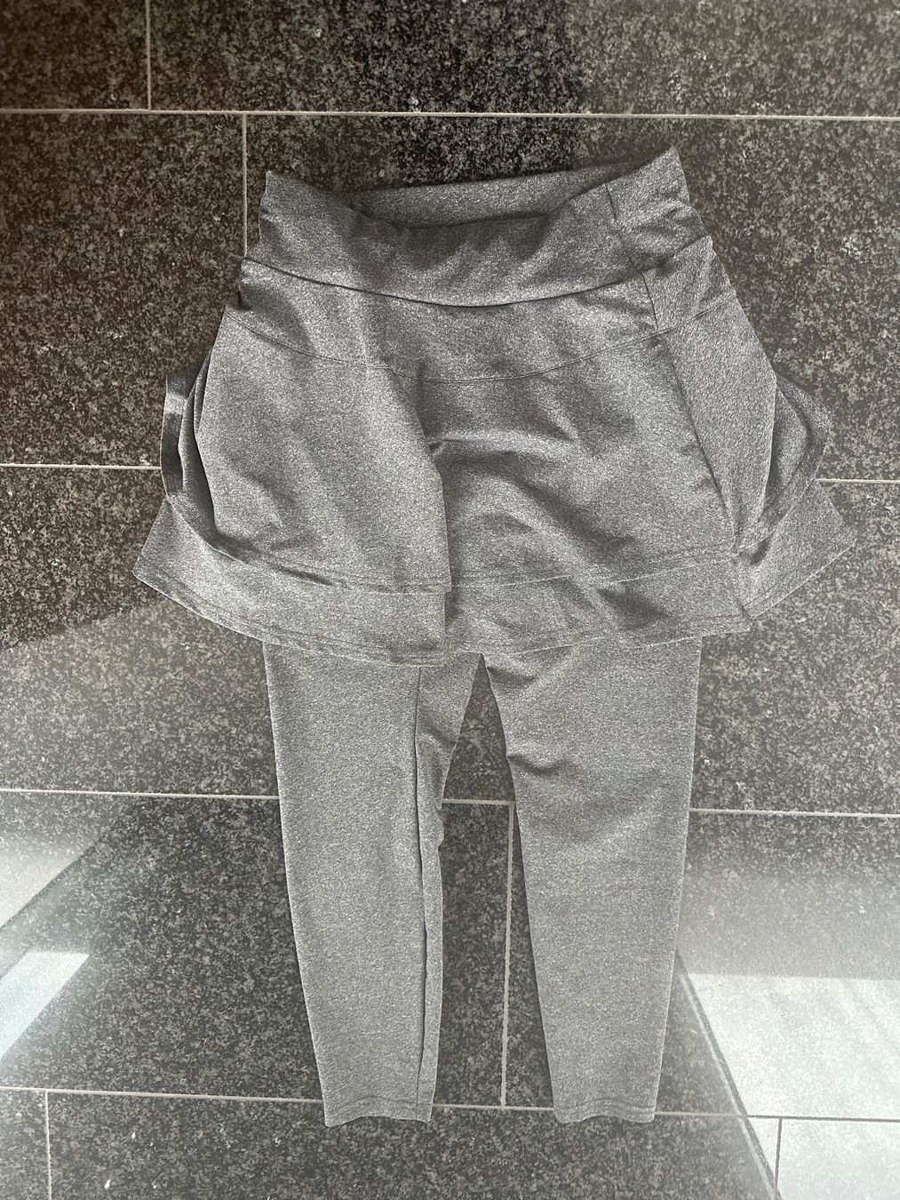 Leggings: Sportleggins Gr.38 – Nuovo (secondo la descrizione) da Wettswil venduto da haddy91 4