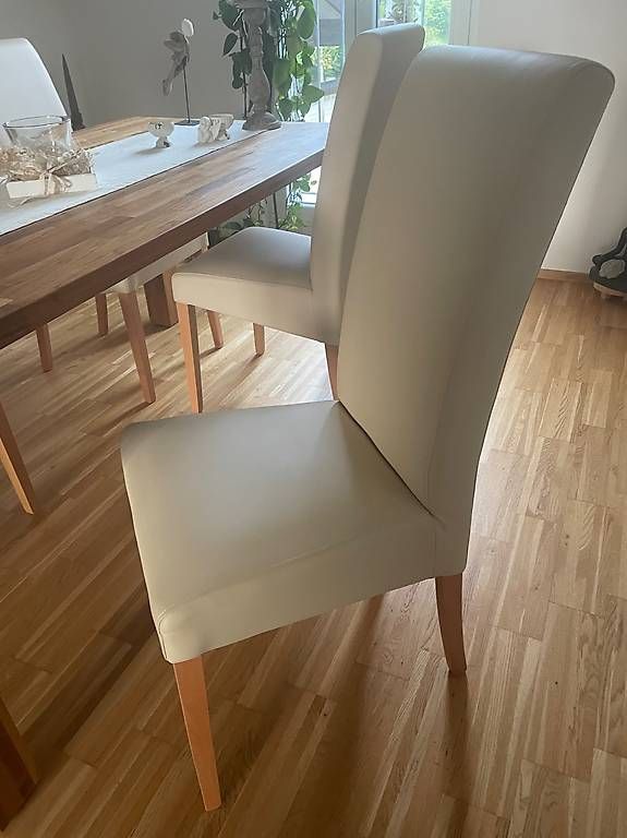 Tables: Massiver Eichentisch mit 4 Stühlen – D'occasion à Zuchwil par fra_f5cp 1