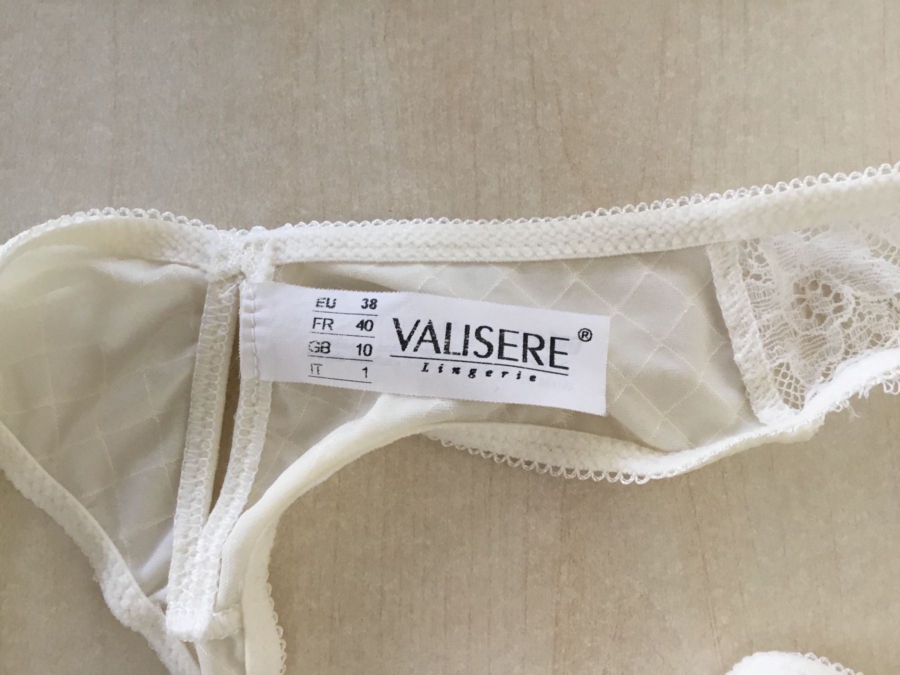 Altra biancheria intima: Valisere / Korsett / Bustier + String / 75B + 38 / creme – Usato da St. Gallen venduto da mamavonbubu 3