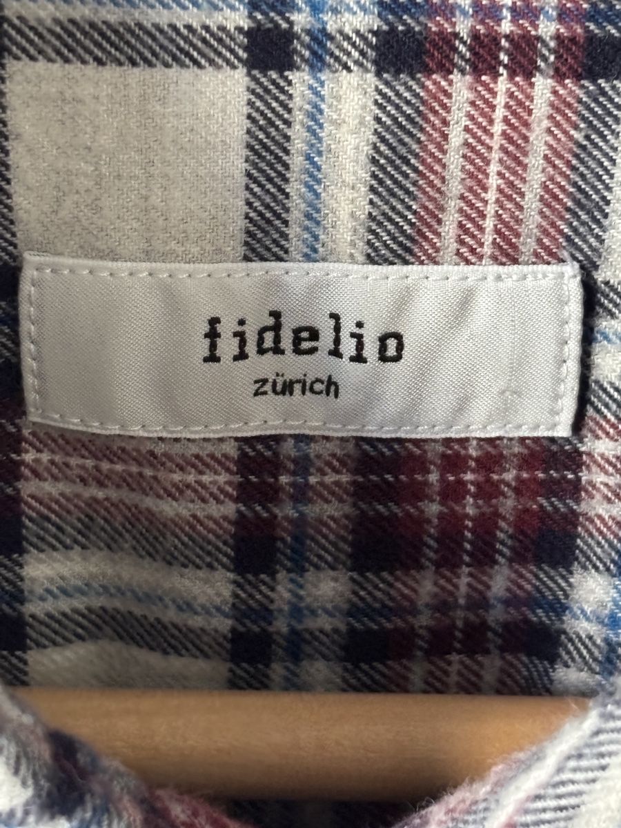 Fidelio Camicie: Fidelio Zurich Men shirt – Usato da Mellingen venduto da Guilhermefurlan 1