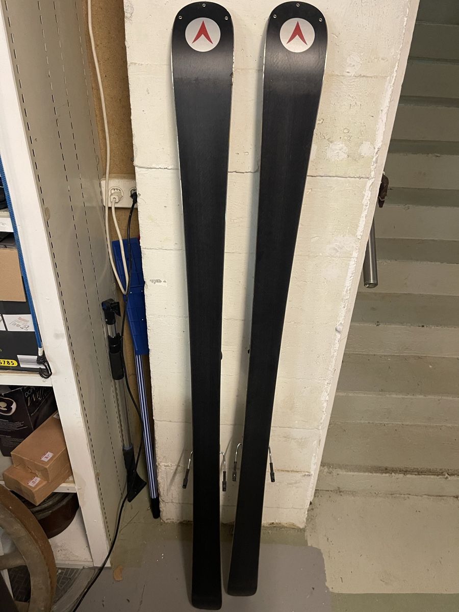 Dynastar Sci: DYNASTAR BOOSTER 172cm – Usato da Murten venduto da Ski-Outlet 5