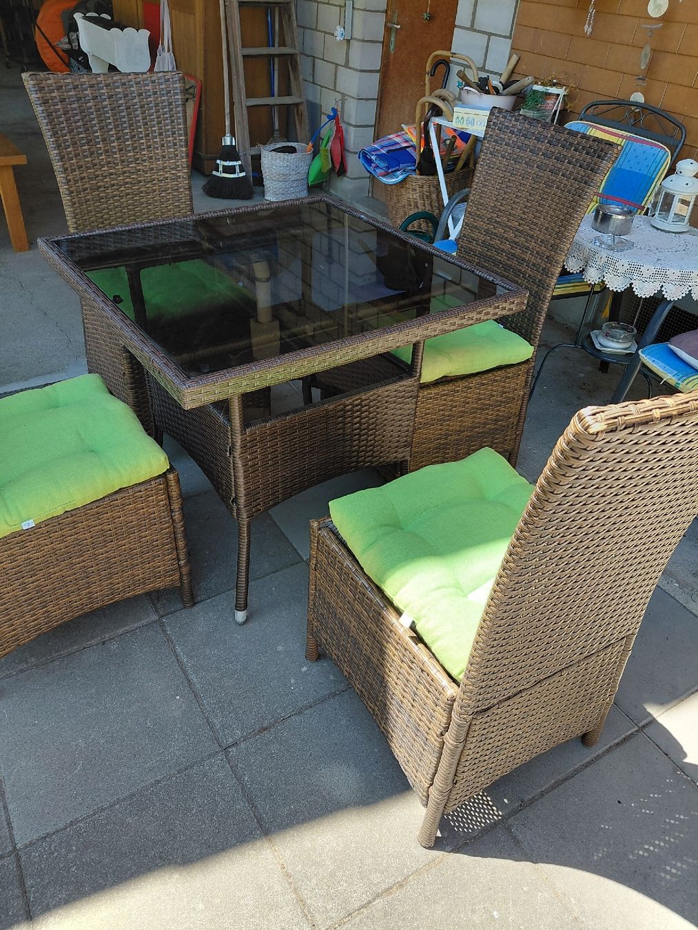 Tischset: Rattantisch und 4 Stühle – Gebraucht aus zuchwil von parson65 3