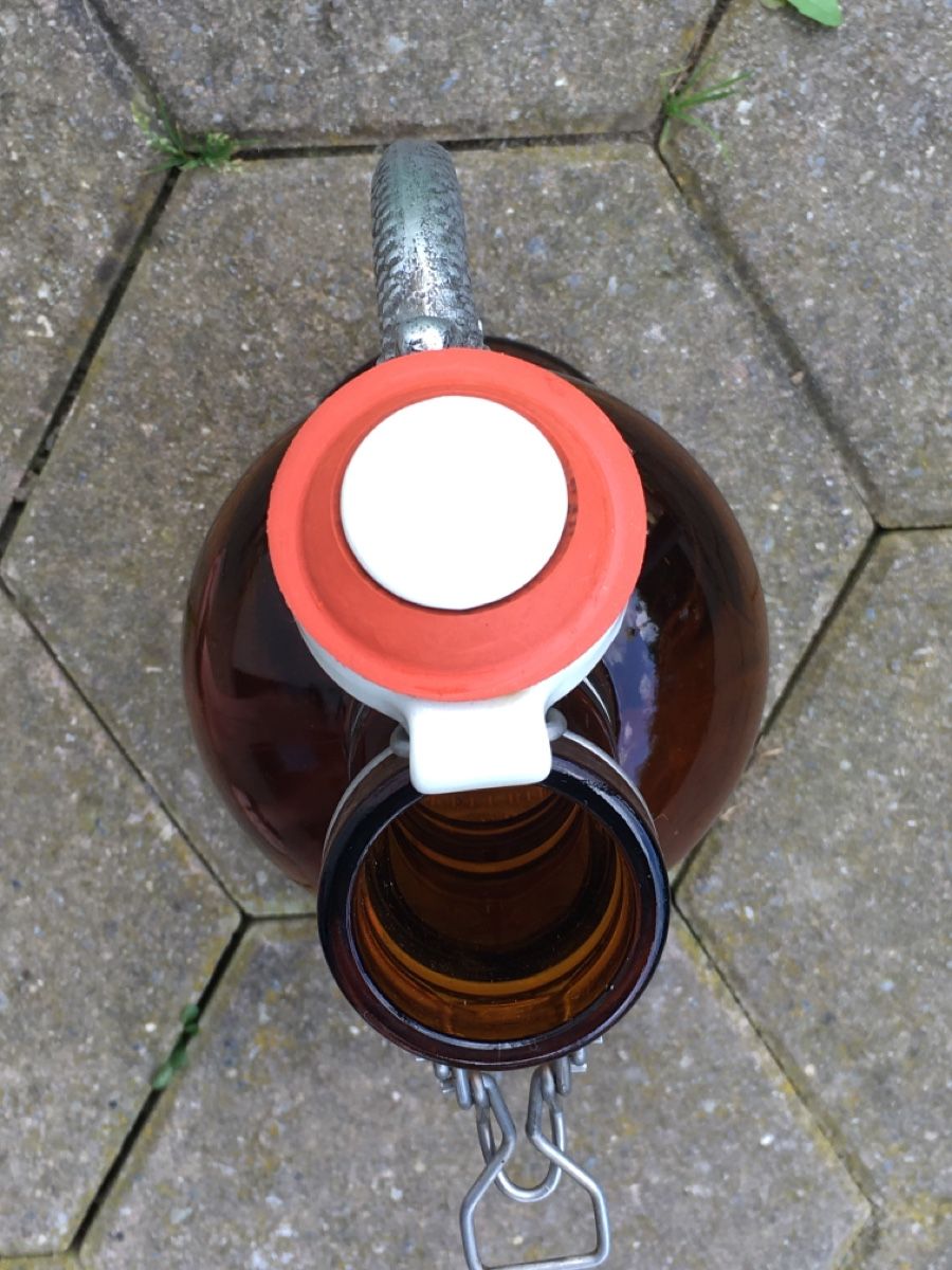 Gläser, Krüge & Flaschen: Bier - Flasche „UELI BIER“ – Gebraucht aus Wangen b. Olten von Finolino28 5