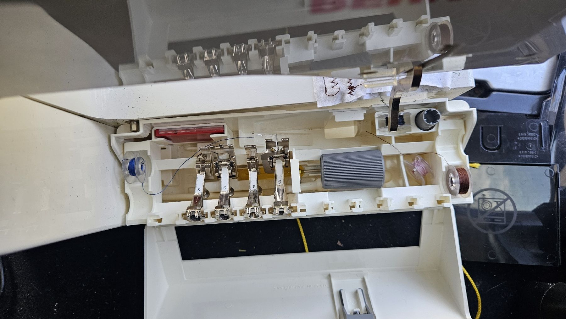 Bernina Nähmaschinen: Bernina 1001 sewing machine  – Gebraucht aus Sachseln von laz_65cg 3