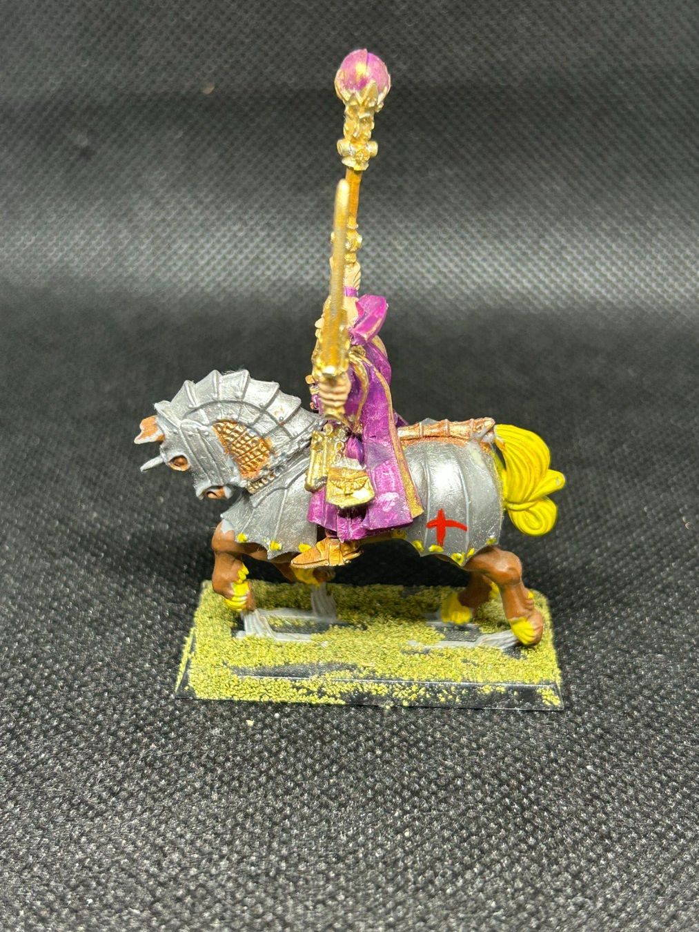 Figuren: Warhammer Fantasy AOS Empire Mage – Gebraucht aus Lausanne von Retro-geek 1