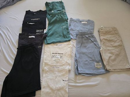 Sommerkleider 134/140 Junge von Zara