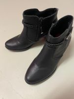 Schwarze Stiefel/Gr 38/NEU/Rieker