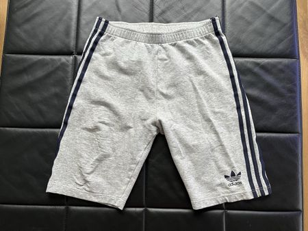 Vintage Adidas Sporthose Gr. 7 /XL Made in Italy Grau