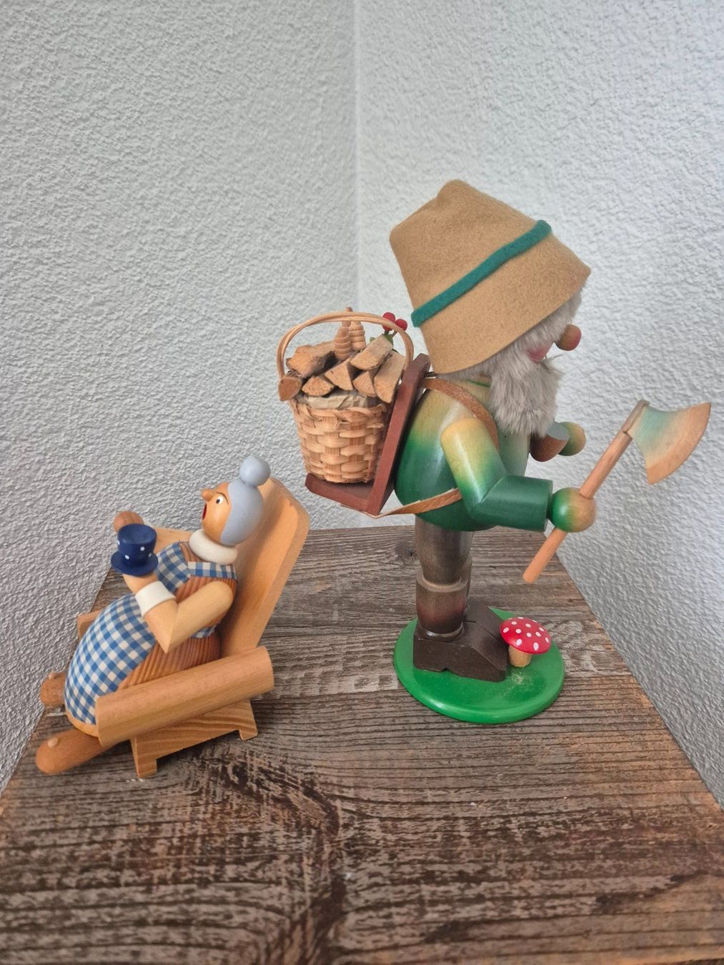 Statuette: 2 original Räuchermännchen / Räucherfrau – Usato da Berg SG venduto da Bolle01 2