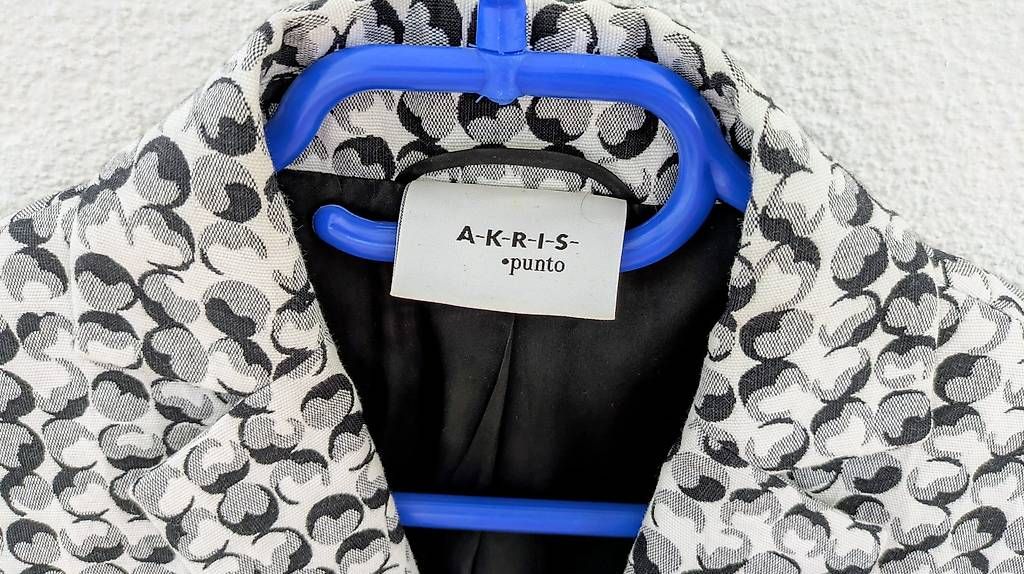 Vestes: AKRIS punto Blazer  – D'occasion à Speicherschwendi par cbk_5w2l 2
